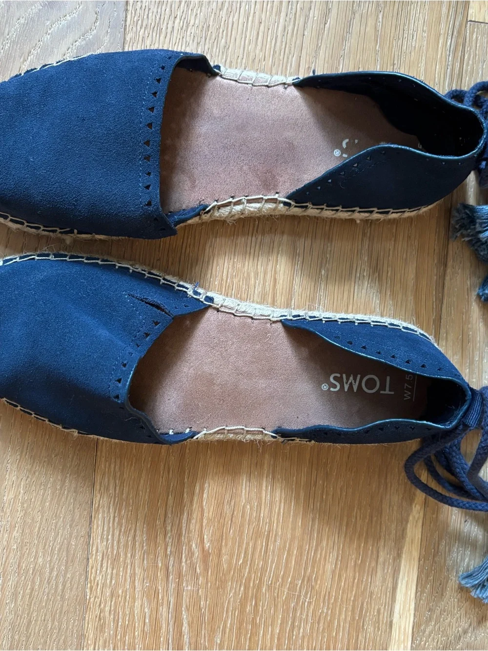 TOMS Women's Navy Espadrille Lace-Up Flats 7.5